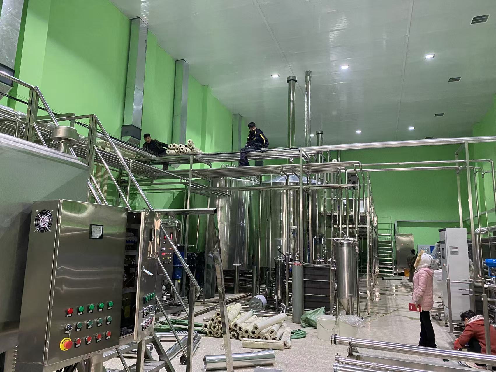 海盐精酿啤酒设备厂—精酿啤酒设备制造:传承工艺与创新科技的交融
